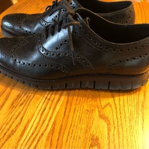 Cole Haan men's black size 10 ZERØGRAND Wingtip Oxford.